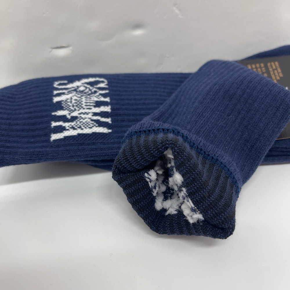 VANS "Off The Wall" socks
New with the tag authentic Vans socks (1 pair) - Picture 15 of 16